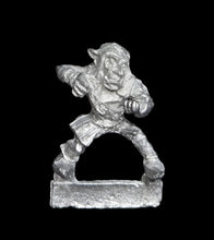 Load image into Gallery viewer, 51-1475:  Goblin Raider Cavalry Crossbowman, Aiming Forward [Rider Only]
