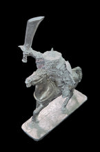 Load image into Gallery viewer, 51-1483 / 48-0319:  Goblin Raider Warlord, Mounted [Rider &amp; Mount]
