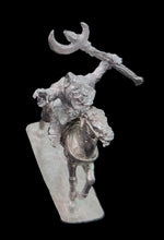 Load image into Gallery viewer, 51-1493 / 48-0319:  Goblin Raider Shaman, Mounted [Rider &amp; Mount]
