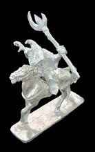 Load image into Gallery viewer, 51-1493 / 48-0319:  Goblin Raider Shaman, Mounted [Rider &amp; Mount]

