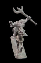Load image into Gallery viewer, 51-1493 / 48-0319:  Goblin Raider Shaman, Mounted [Rider &amp; Mount]
