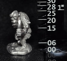 Load image into Gallery viewer, 51-1522:  Chaos Goblin Archer, Armored
