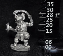 Load image into Gallery viewer, 51-1542:  Chaos Goblin Skirmisher with Sling
