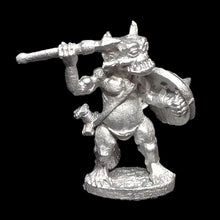 Load image into Gallery viewer, 51-1543:  Chaos Goblin Skirmisher with Javelin
