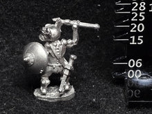 Load image into Gallery viewer, 51-1543:  Chaos Goblin Skirmisher with Javelin

