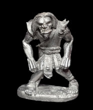 Load image into Gallery viewer, 51-2543:  Giant Chaos Orc Crewman, Unarmored
