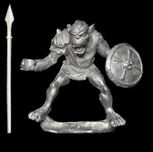 Load image into Gallery viewer, 51-2571:  Giant Chaos Orc Cavalry with Round Shield [Rider Only]
