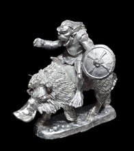 Load image into Gallery viewer, 51-2571 48-0708:  Giant Chaos Orc Warthog Cavalry with Round Shield [Rider &amp; Mount]
