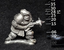 Load image into Gallery viewer, 51-2584:  Chaos Orc Hero with Mace, Armored
