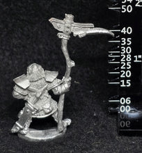 Load image into Gallery viewer, 51-2586:  Chaos Orc Hero with Scythe and Hammer
