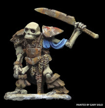 Load image into Gallery viewer, 51-3722:  Skeletal Knight with Sword Overhead
