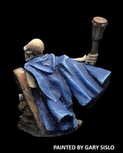 Load image into Gallery viewer, 51-3726:  Skeletal Knight with Mace, Advancing
