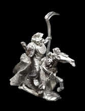 Load image into Gallery viewer, 51-3761 48-0729:  Skeletal Cavalry, Scythe at Side [Rider &amp; Mount]
