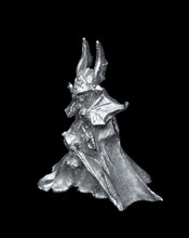Load image into Gallery viewer, 51-3771:  Vampire Lord, Armored
