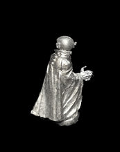 Load image into Gallery viewer, 51-3773:  Vampire, Lurking

