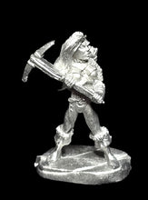 Load image into Gallery viewer, 51-4042:  Dark Elf Crossbowman, In Reserve
