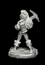 Load image into Gallery viewer, 51-4042:  Dark Elf Crossbowman, In Reserve

