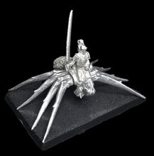 Load image into Gallery viewer, 51-4078:  Dark Elf Spider Cavalry Lancer [Rider &amp; Mount]
