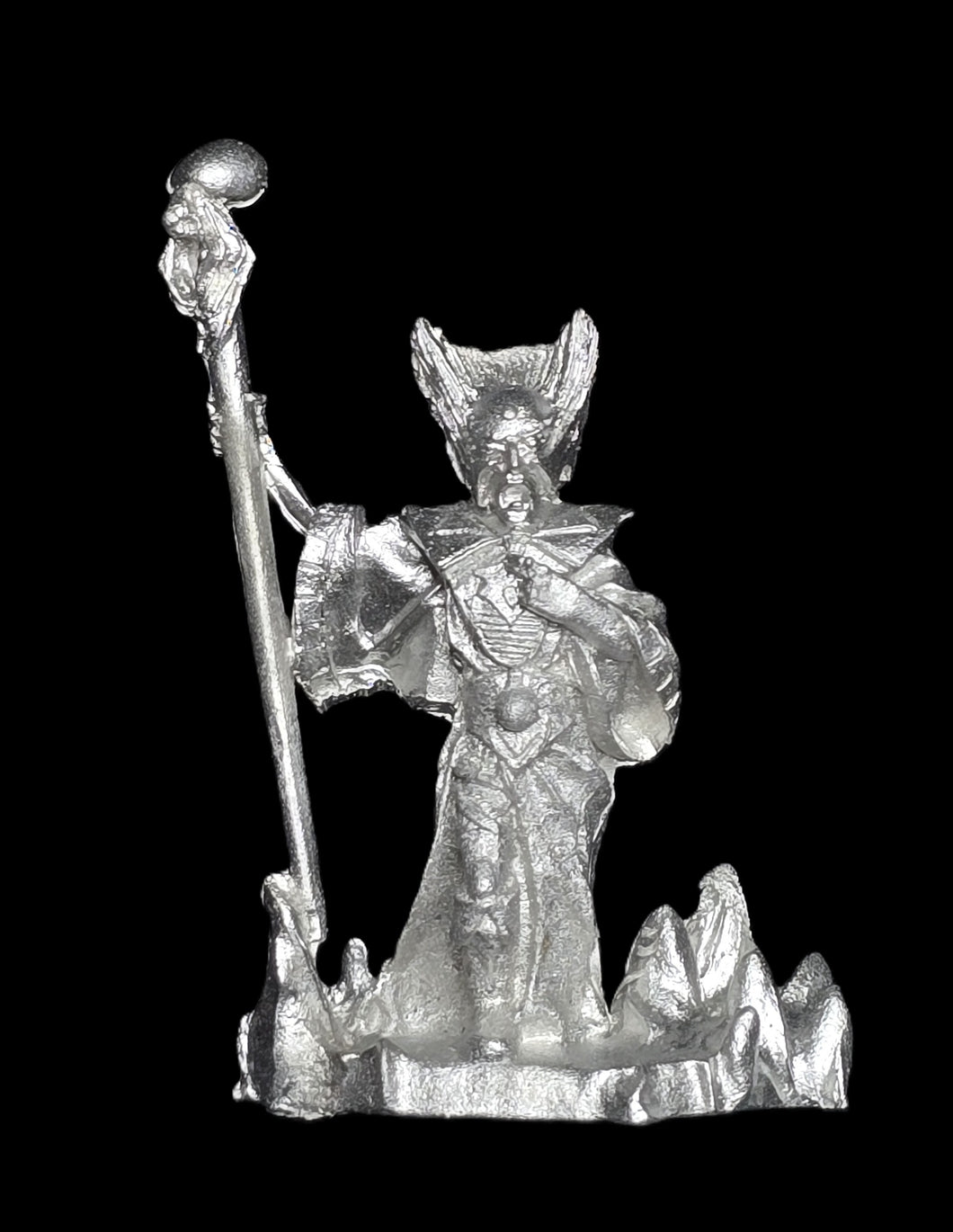 51-4093:  Dark Elf Mage with Staff