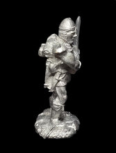 Load image into Gallery viewer, 51-5852:  Half-Orc Skirmisher with Greatsword
