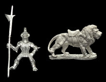 Load image into Gallery viewer, 51-5874 48-0764:  Half Orc Lion Cavalry [Rider &amp; Mount]
