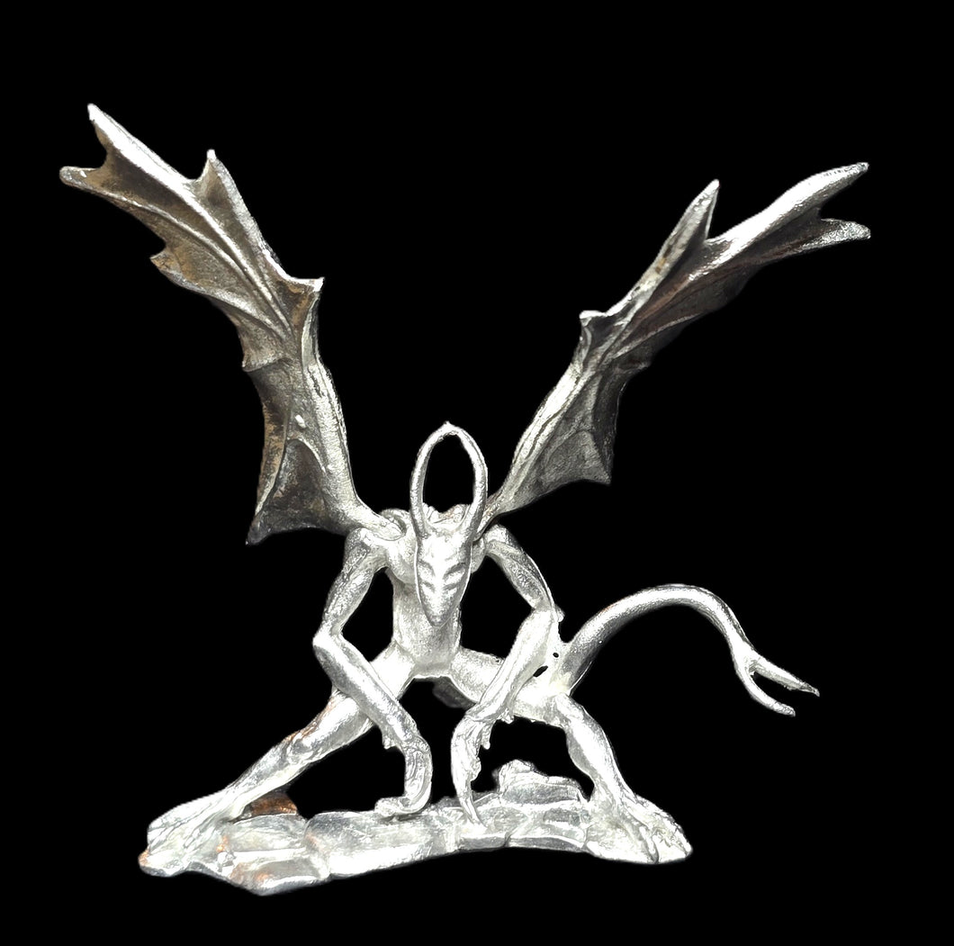 51-7711:  Night Gaunt, Lurking