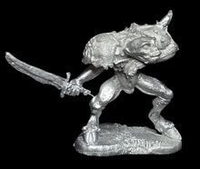 Load image into Gallery viewer, 51-7736:  Ghoul with Sword
