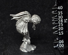 Load image into Gallery viewer, 51-7852:  Mi-Go, Wings Folded
