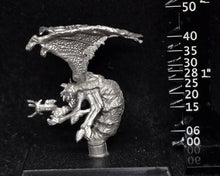 Load image into Gallery viewer, 51-7853:  Mi-Go with Mist Projector, Perched
