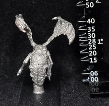 Load image into Gallery viewer, 51-7853:  Mi-Go with Mist Projector, Perched
