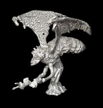 Load image into Gallery viewer, 51-7854:  Mi-Go with Mist Projector, Hovering
