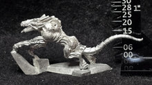 Load image into Gallery viewer, 51-7861:  Hound of Tindalos, Charging
