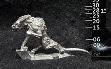 Load image into Gallery viewer, 51-7862:  Hound of Tindalos, At Ready
