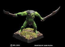 Load image into Gallery viewer, 51-9037: Unarmored Heavy Goblin, Facing Left, Hunched Over
