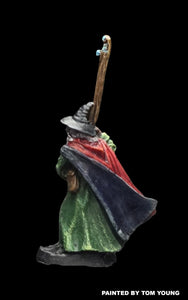 52-0508:  Wizard with Staff Raised High Over Shoulder
