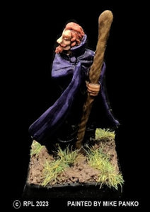 52-0531:  Sorcerer with Staff and Cape