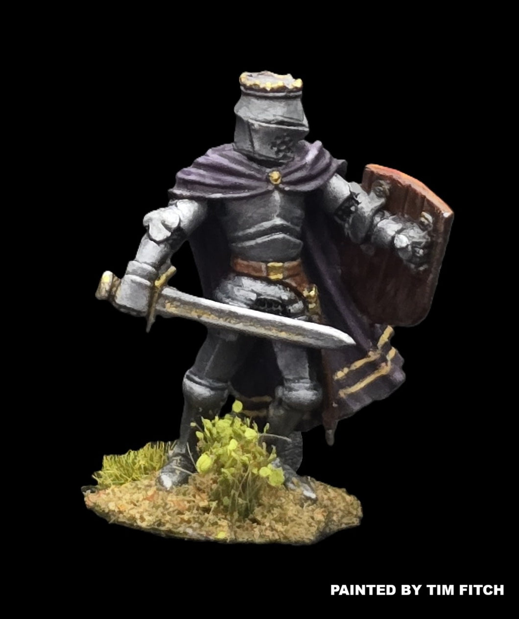 52-0903:  Paladin with Sword, Bucket Helm