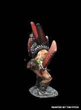 Load image into Gallery viewer, 52-0971:  Warlord with Falchion and Punch Dagger - Lord Nimrod
