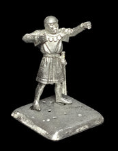 Load image into Gallery viewer, 52-1022:  Longbowman Firing, Cloth Armor
