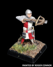 Load image into Gallery viewer, 52-1031:  Crossbowman, Aiming

