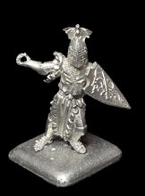 Load image into Gallery viewer, 52-1102:  Foot Knight (Modred the Traitor)
