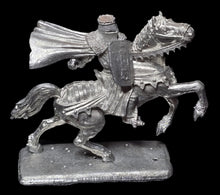 Load image into Gallery viewer, 52-1166:  Warlord, Mounted (King Pelinore)

