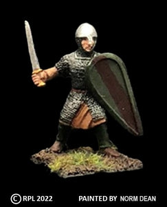 52-1449:  Avalon Men-at-Arms with Sword at Side and Kite Shield, in Chainmail