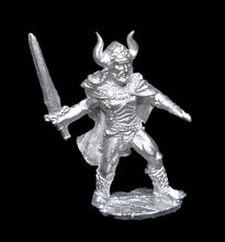 Load image into Gallery viewer, 52-1682:  Northman Warlord, Sword Raised
