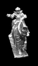 Load image into Gallery viewer, 52-1931 48-0371: Imperial Knight with Burgonet on Caparisoned Horse [Rider &amp; Mount]
