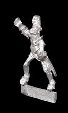 Load image into Gallery viewer, 52-1932:  Imperial Knight, Mounted, with Visored Helm, Plume [Rider Only]
