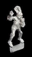 Load image into Gallery viewer, 52-1932:  Imperial Knight, Mounted, with Visored Helm, Plume [Rider Only]
