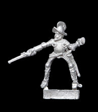 Load image into Gallery viewer, 52-1943:  Imperial Demilancer, Firing Pistol, with Morion [Rider Only]
