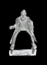 Load image into Gallery viewer, 52-5084: Armored Desert Hero, Mounted
