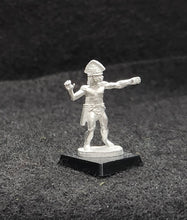 Load image into Gallery viewer, 52-5351: Trojan Archer I, Short Crest Helm
